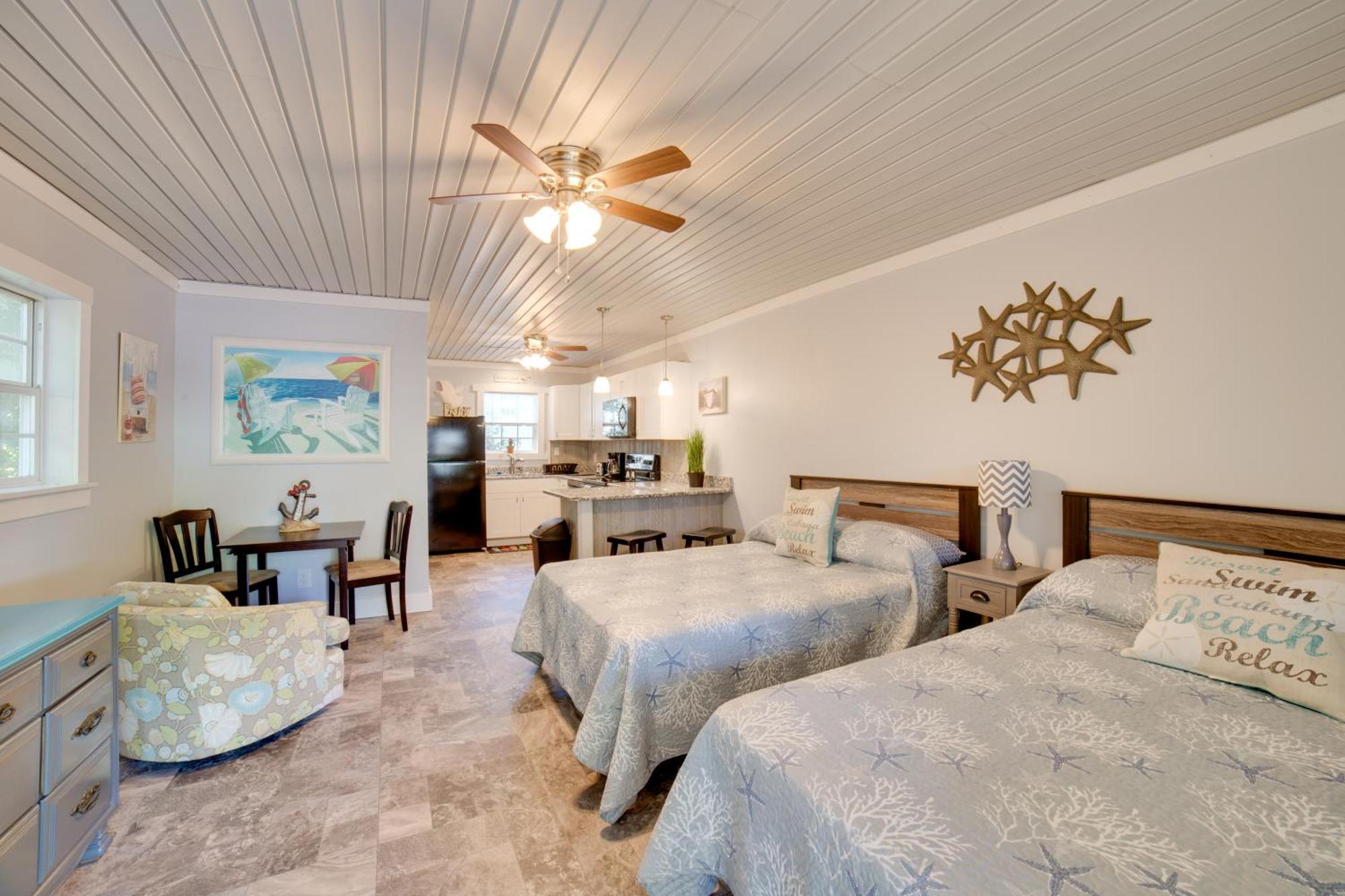 Ocean Isle Beach Studio With Patio - 1 Mi To Pier! Exterior photo