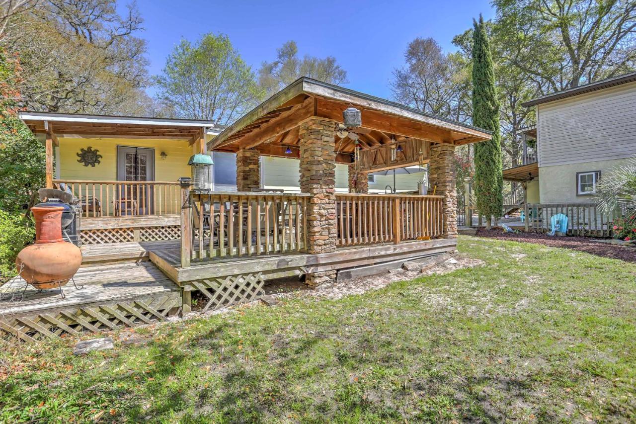 Ocean Isle Beach Studio With Patio - 1 Mi To Pier! Exterior photo